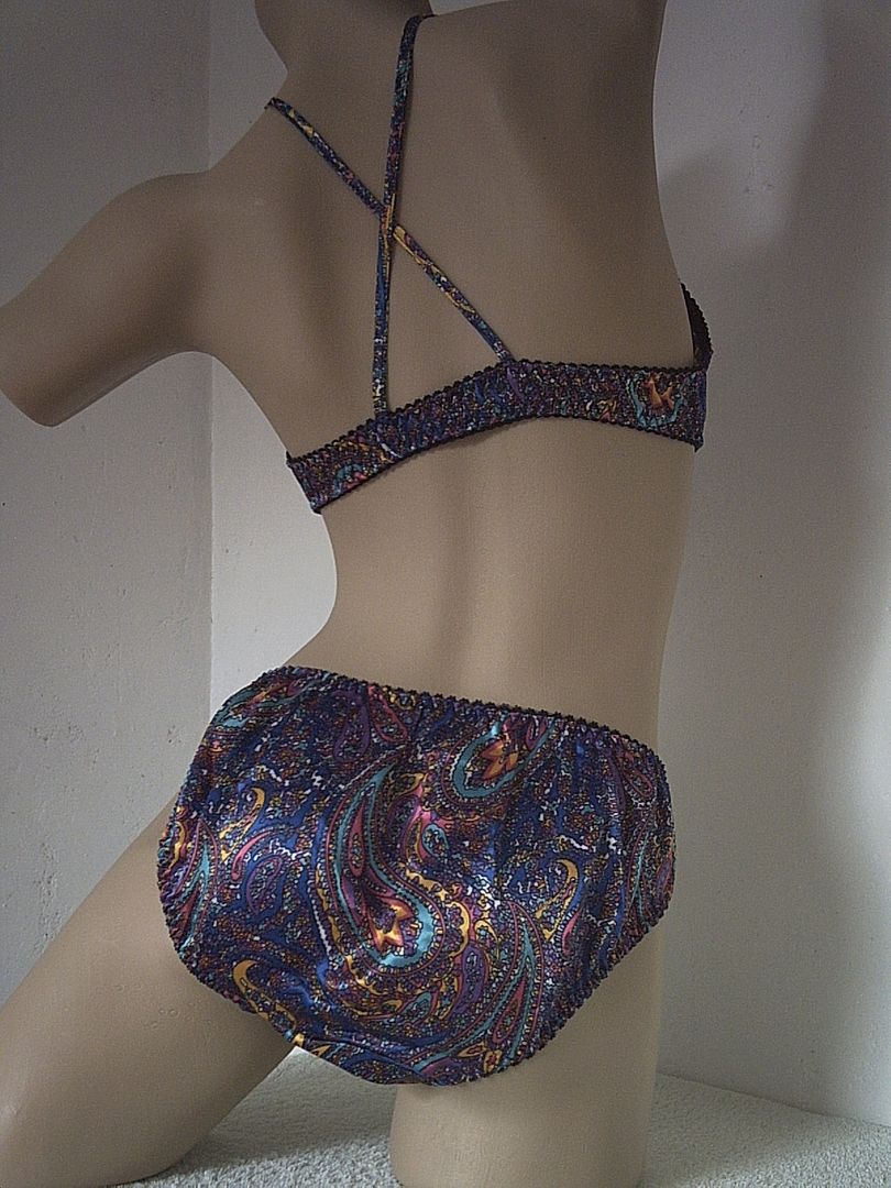 Novelty Paisley Satin Mini Hipster Panties & Soft Cup Front Fastening